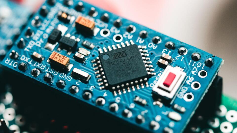 Telecom Italia Unveils New Microchip To Boost Cybersecurity