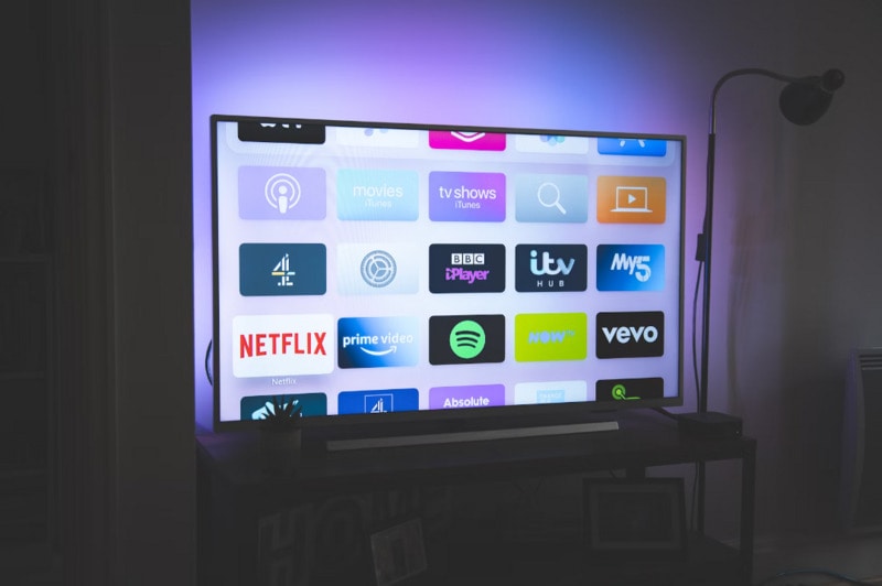 ExpressVPN And TCL Partner To Make Smart TVs Safer