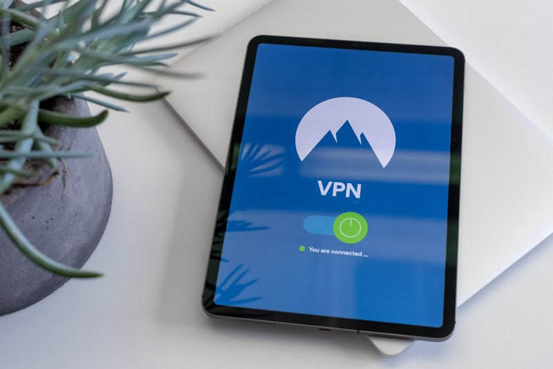 VPNArea Website Silently Disappears But Social Media Is Still Active