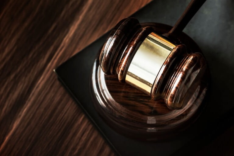 Zuckerberg, Meta Execs Settle Shareholder Suit Over Facebook Privacy Failures