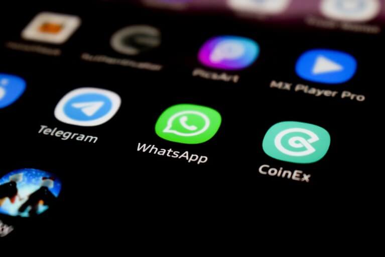 Ex-WhatsApp Security Chief Sues Meta Over Alleged User Data Risks